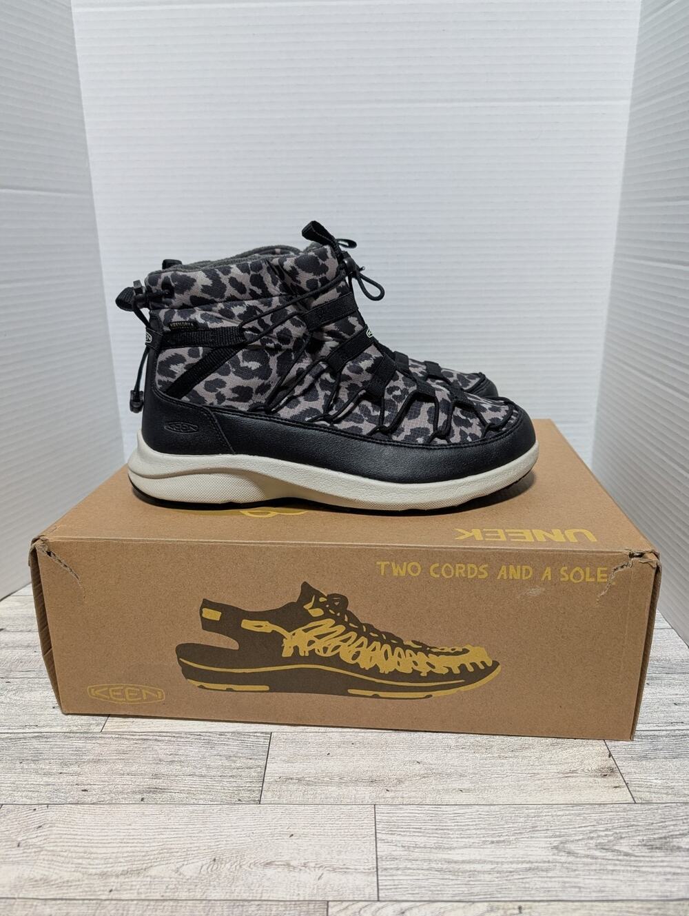 Womens Size 10 Keen Uneek SNK Chukka II WP Animal Print Silver/Birch Boots